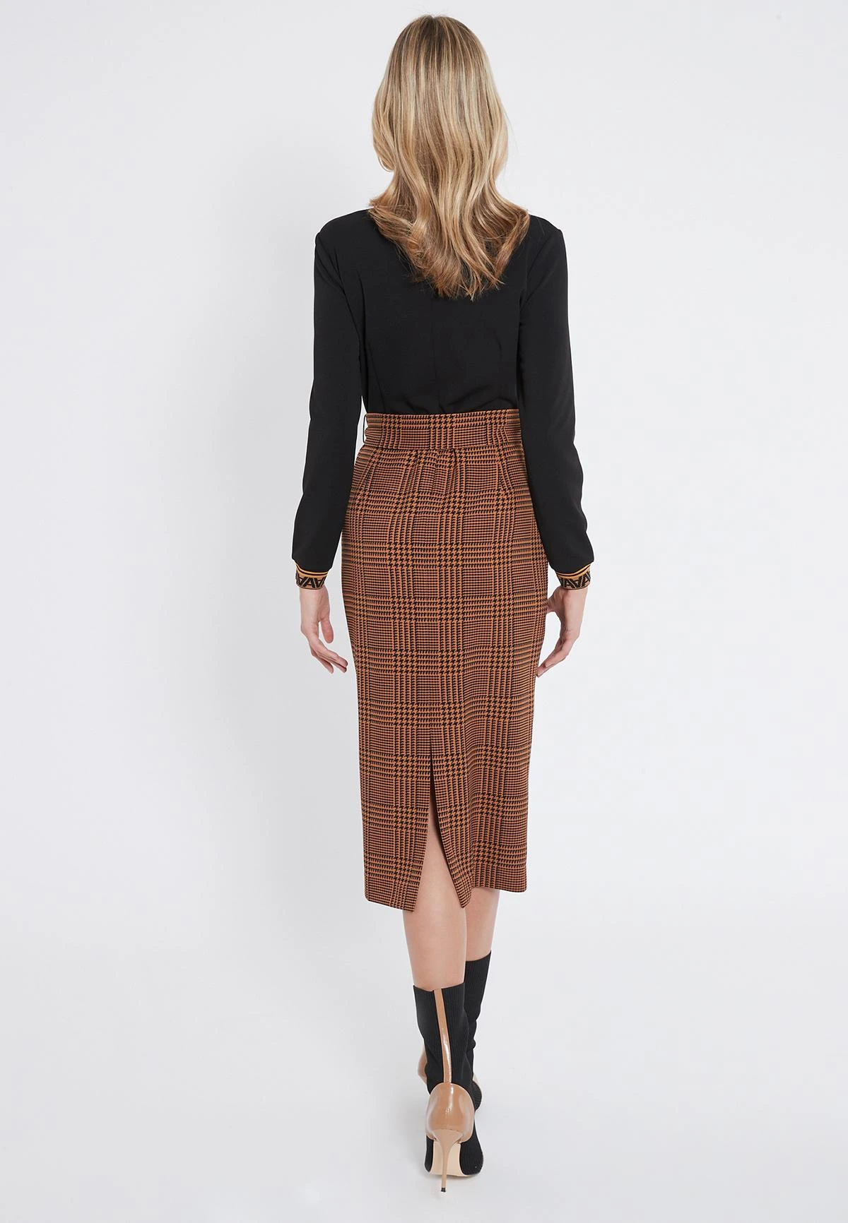 Ana Alcazar Mix Jurk Vabesto 5 Ana Alcazar Mix Jurk Vabesto - Afbeelding 3