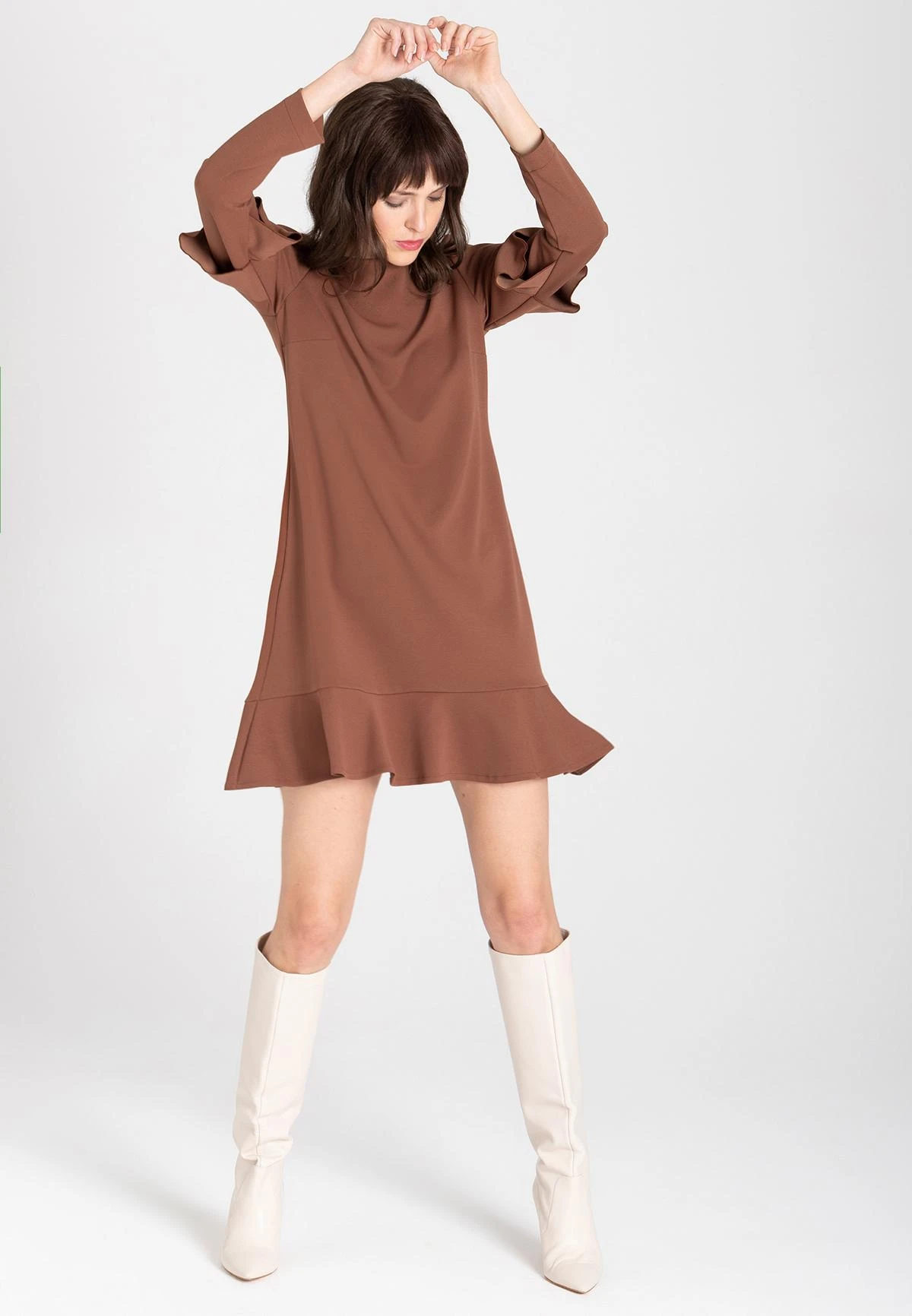 Ana Alcazar Volant Jurk Waisea Bruin 3 Ana Alcazar Volant Jurk Waisea Bruin