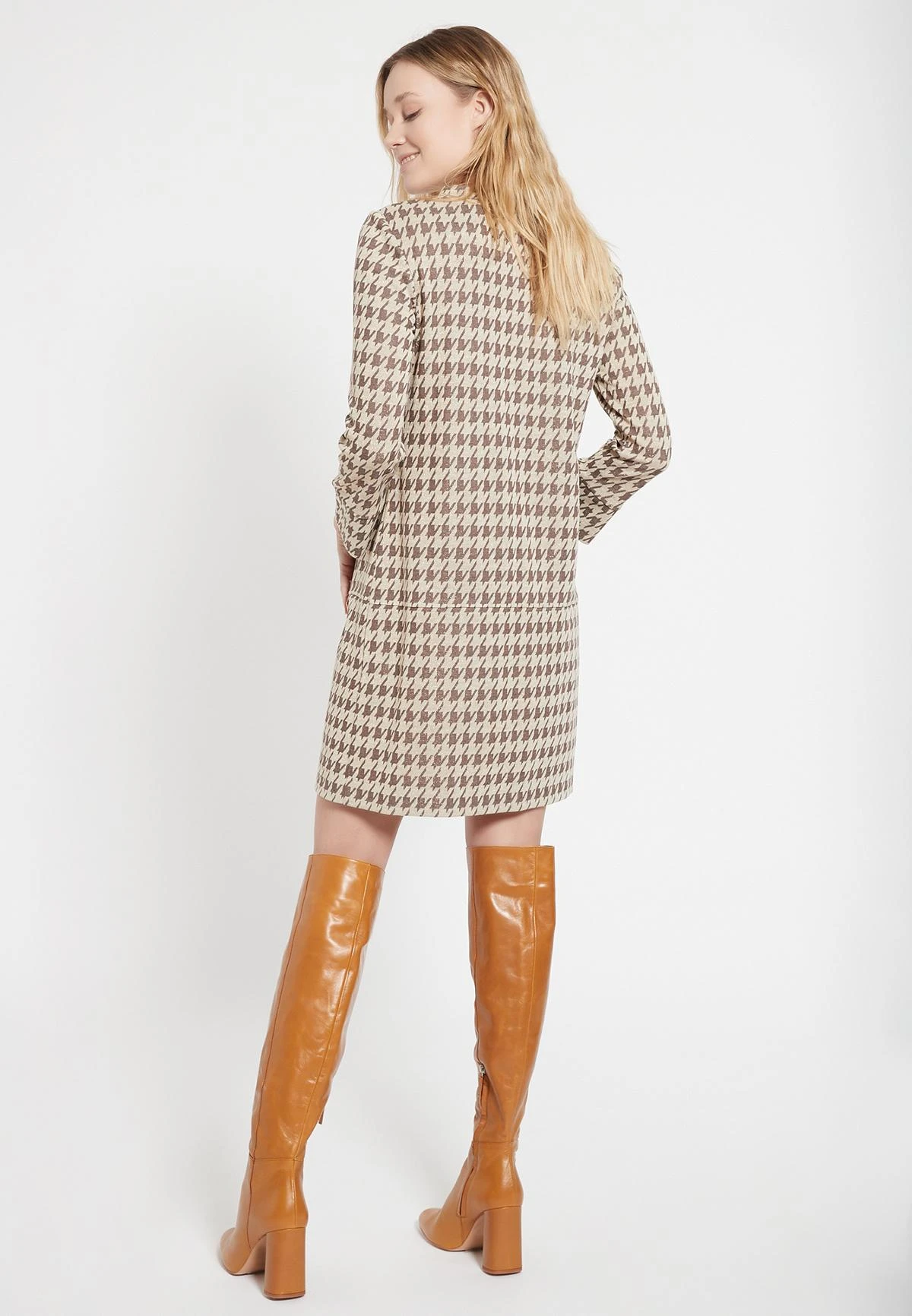 Ana Alcazar Houndstooth Jurk Beipy 5 Ana Alcazar Houndstooth Jurk Beipy - Afbeelding 3