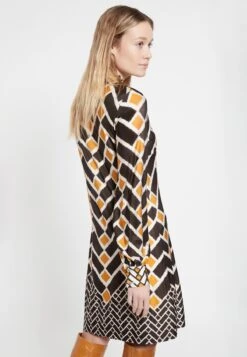 Ana Alcazar Sjaal Jurk Betmi 10 Ana Alcazar Sjaal Jurk Betmi -JurkChic Verkoop ana alcazar 048175 29924