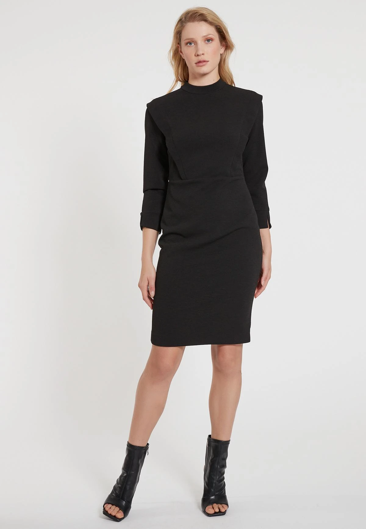 Ana Alcazar Moderne Jurk Elmy 3 Ana Alcazar Moderne Jurk Elmy