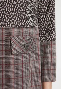 Ana Alcazar Empire Jurk Enfora 12 Ana Alcazar Empire Jurk Enfora -JurkChic Verkoop ana alcazar 048690 31335