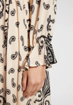 Ana Alcazar Maxi Jurk Fanasy -JurkChic Verkoop ana alcazar 048927 3184 9106