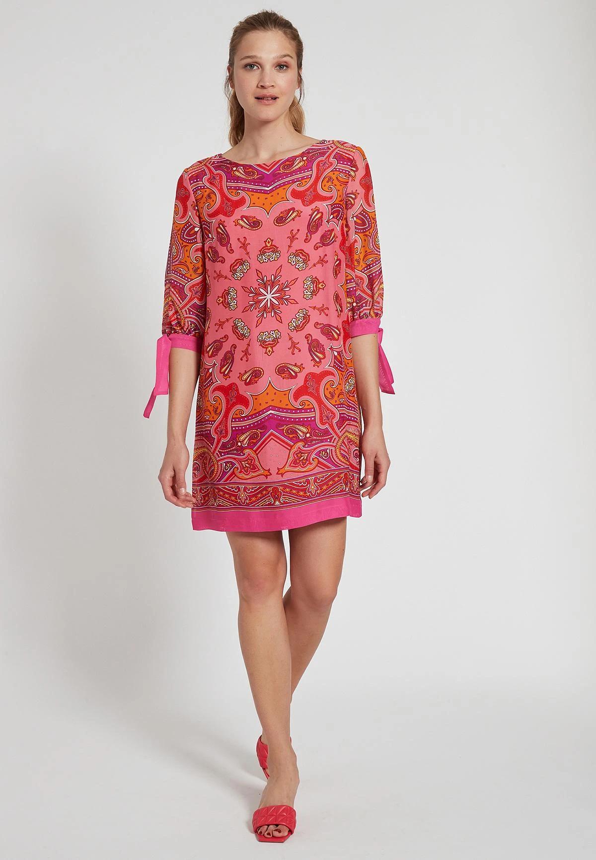 Ana Alcazar Zijde Jurk Feba 3 Ana Alcazar Zijde Jurk Feba