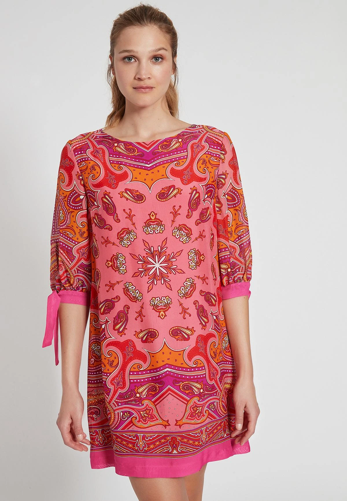 Ana Alcazar Zijde Jurk Feba 4 Ana Alcazar Zijde Jurk Feba - Afbeelding 2