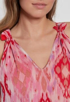 Ana Alcazar Gelaagde Jurk Gifory 12 Ana Alcazar Gelaagde Jurk Gifory -JurkChic Verkoop ana alcazar 049153 3237 9105