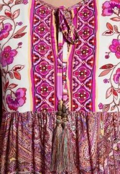 Ana Alcazar Gelaagde Jurk Genifer -JurkChic Verkoop ana alcazar 049169 3241 9106