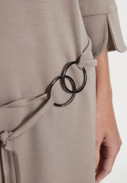 Ana Alcazar Riem Jurk Hebea -JurkChic Verkoop ana alcazar 049300 3276 8005