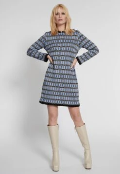 Voorkant 22 Ana Alcazar Sixties Jurk Hesane