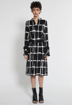 Ana Alcazar Waisted Jurk Hewine